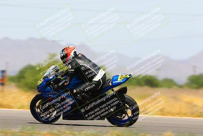 media/Apr-30-2023-CRA (Sun) [[020fcf5d43]]/Race 3-1000 Amateur Supersport/